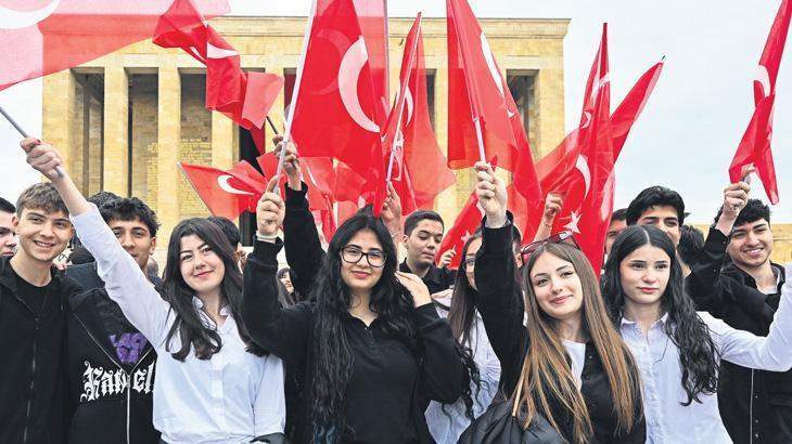 19 Mayıs coşkusu: Gençler Ata’sının İzinde