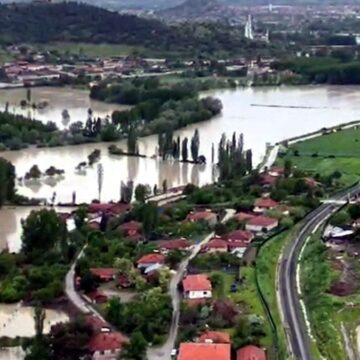 Almus Barajı’nda Taşkın Tehlikesi: Evler Boşaltılıyor, Güvenlik Önlemleri Artırıldı